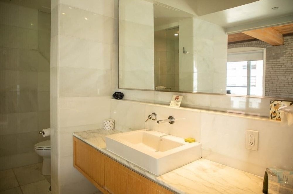 undefined Hotel Ocho 9