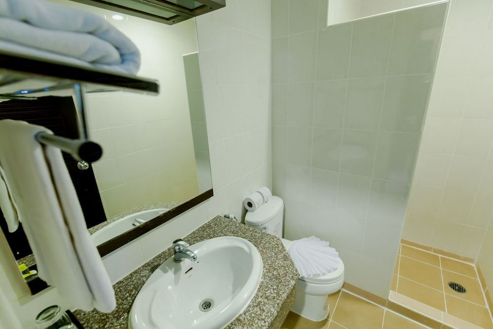 undefined Aspery Hotel 9