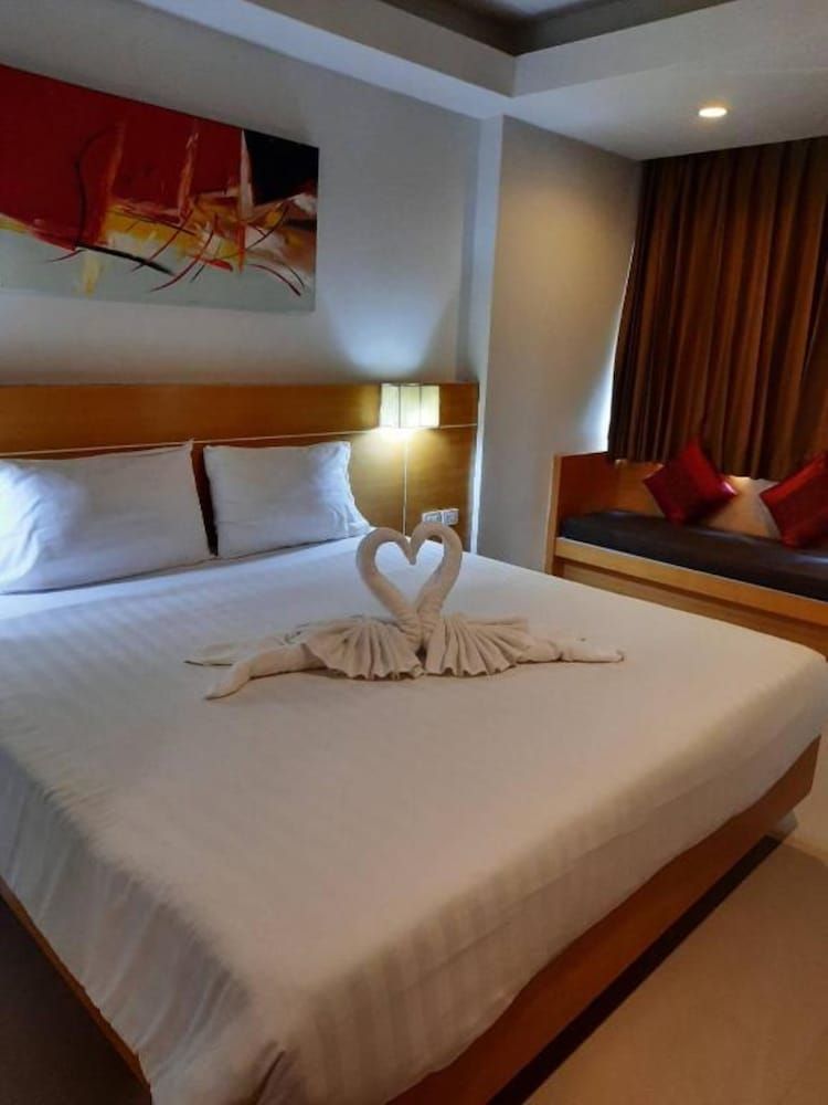 undefined Aspery Hotel 3