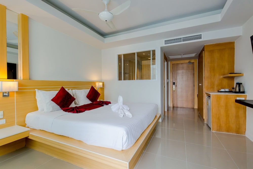 undefined Aspery Hotel 5