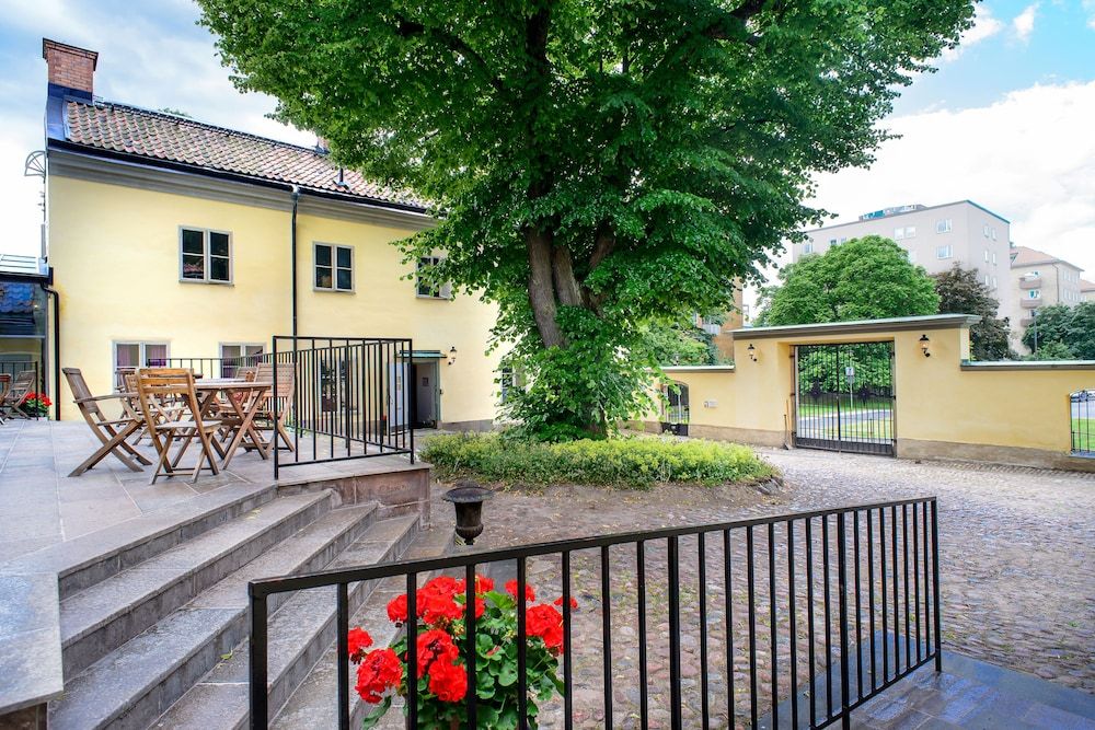 undefined Hellstens Malmgård 9