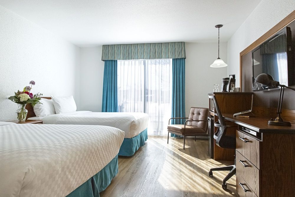 Hotel L'Oiseliere Montmagny Room, 2 Queen Beds 2