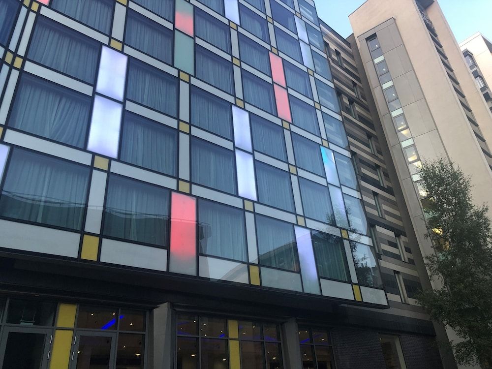 undefined Holiday Inn Express Manchester City Centre Arena by IHG 8