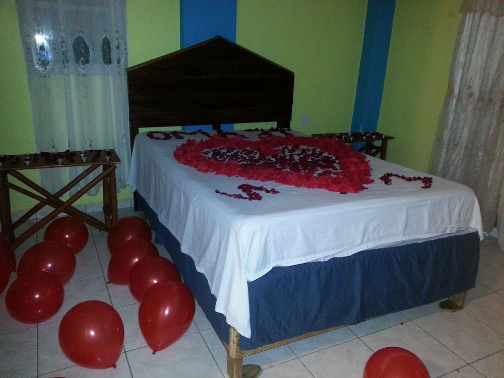 Standard Room, 1 Queen Bed
