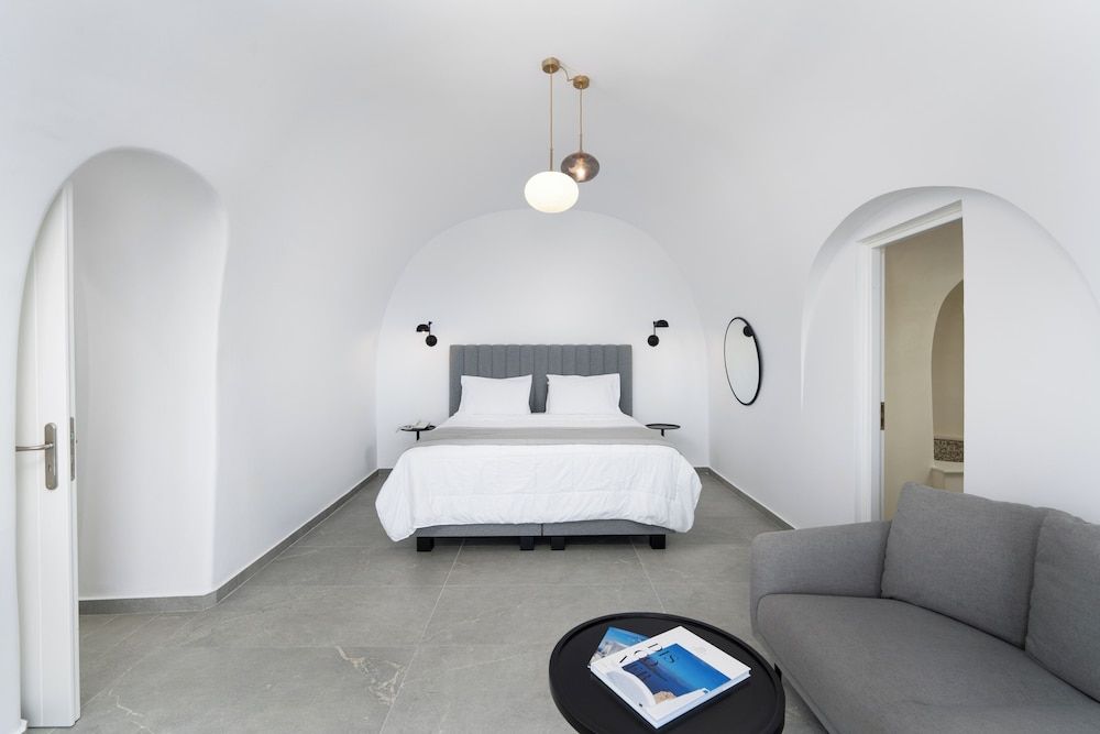 undefined Petit Palace 7