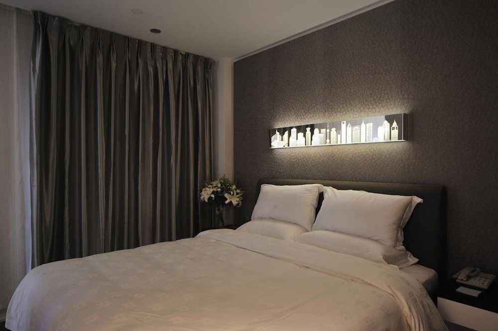 undefined Kingtown Riverside Hotel Plaza Shanghai 8