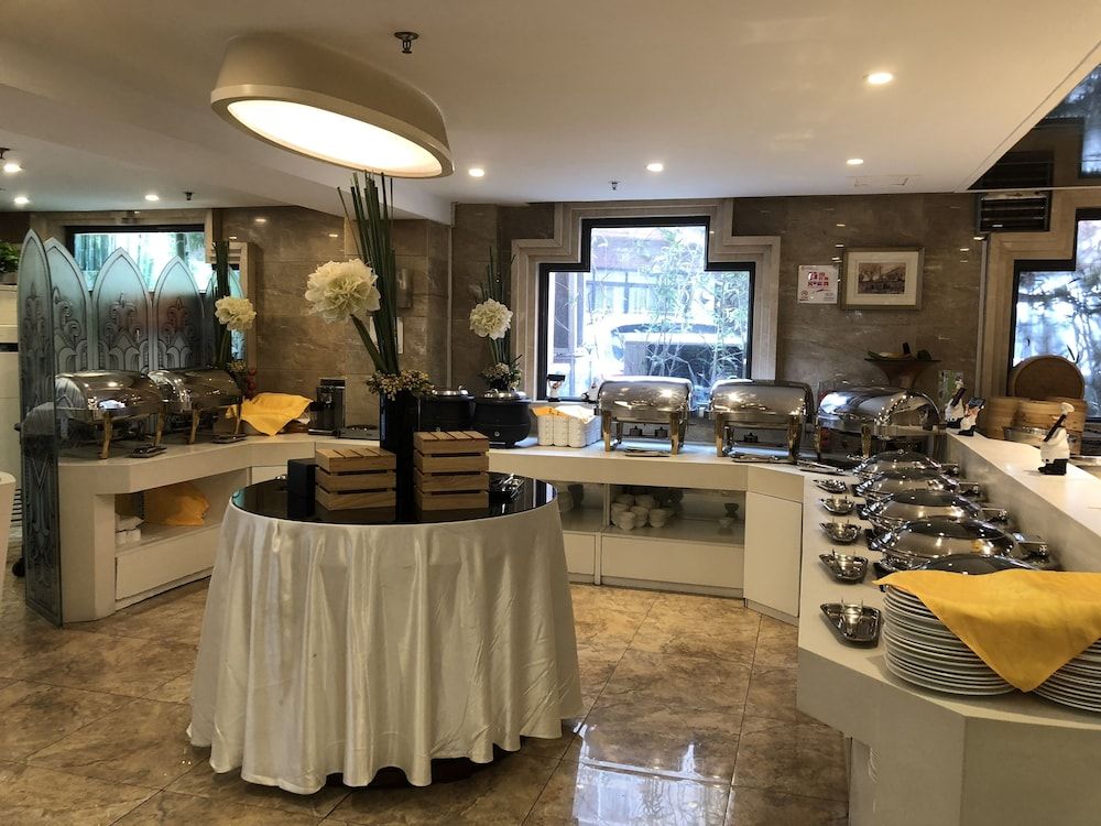 undefined Kingtown Riverside Hotel Plaza Shanghai 5