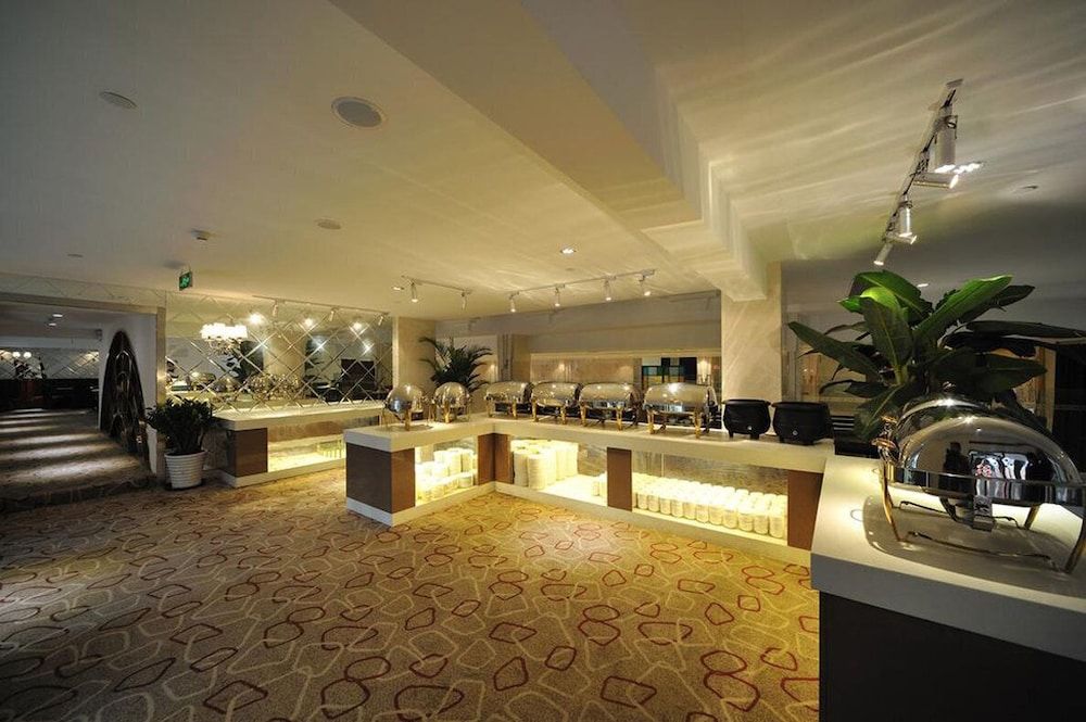 undefined Kingtown Riverside Hotel Plaza Shanghai 6