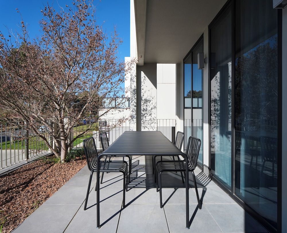 Burbury Hotel & Apartments Two Bedroom Residence (Stair Access Only) 2