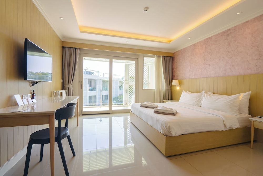 The Sea - Cret Hua Hin Deluxe Jacuzzi 3