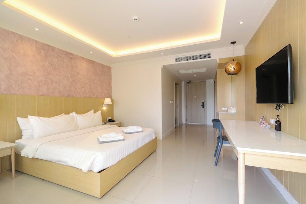 The Sea - Cret Hua Hin Deluxe Jacuzzi 4