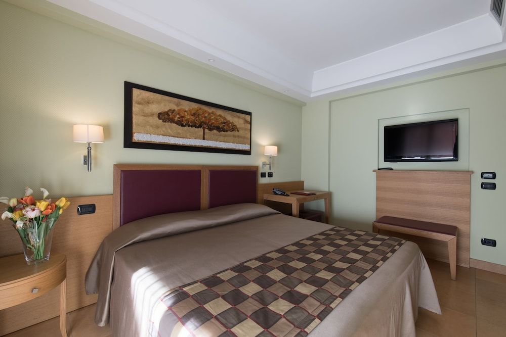 Artemis Hotel Economy Room, Connecting Rooms