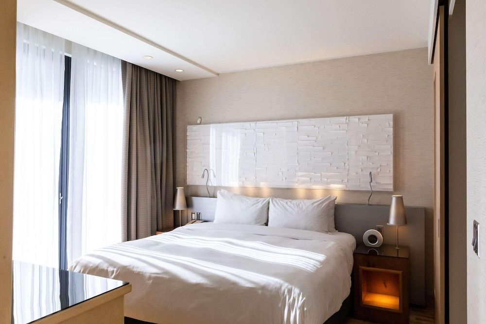 undefined Radisson Blu Aqua Hotel Chicago 8