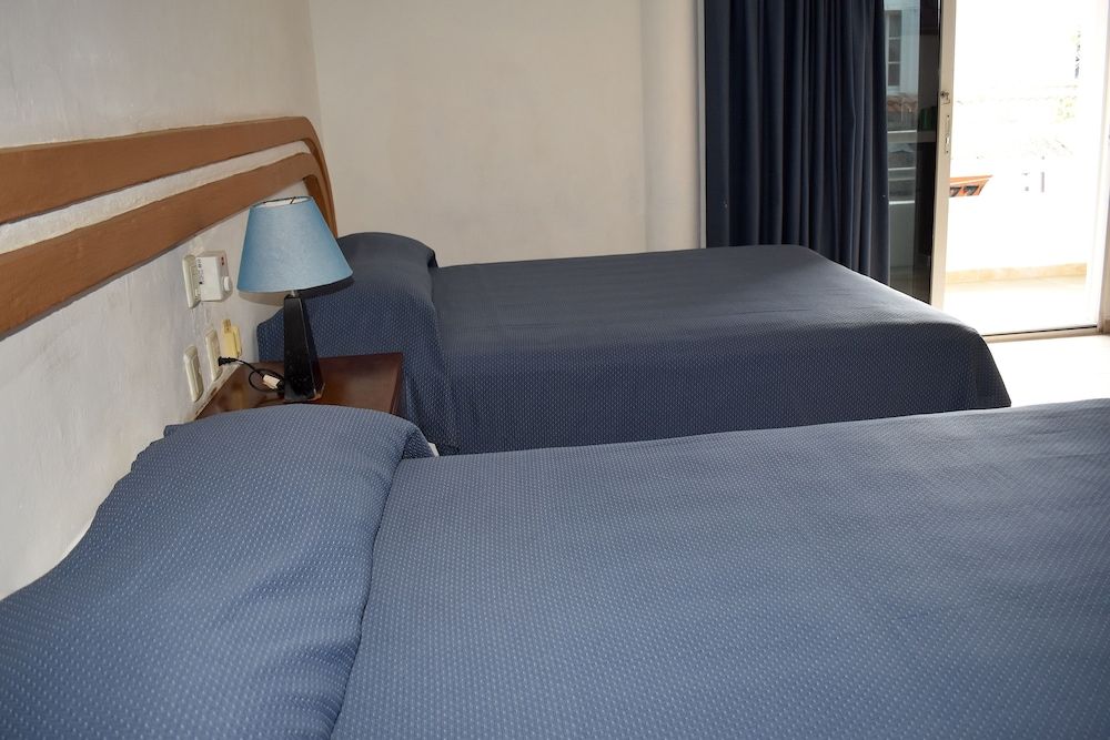Hotel Plaza Almendros, Isla Mujeres Superior Room, 2 Double Beds 5