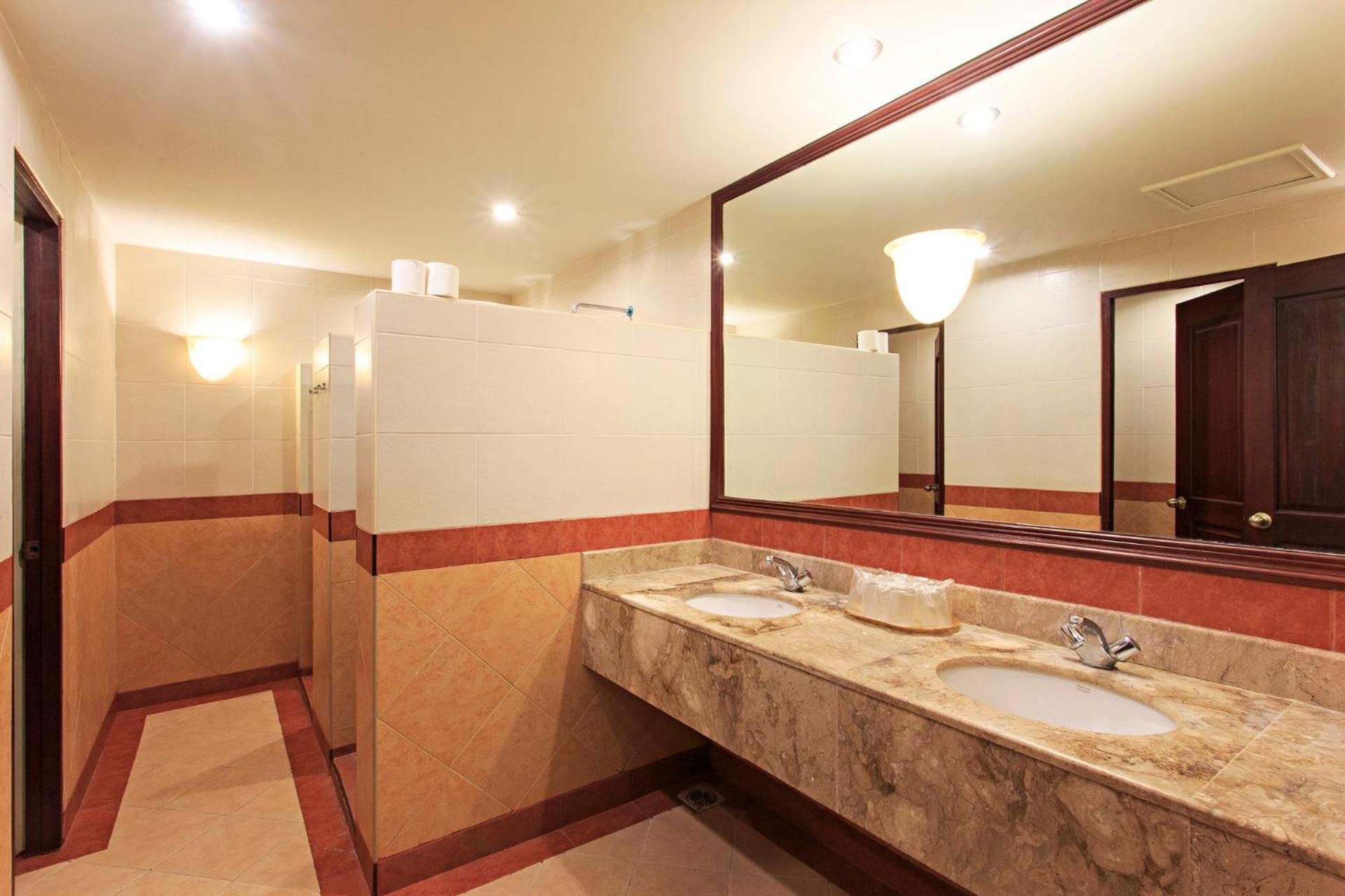 Grand Family Suite (10 pax)