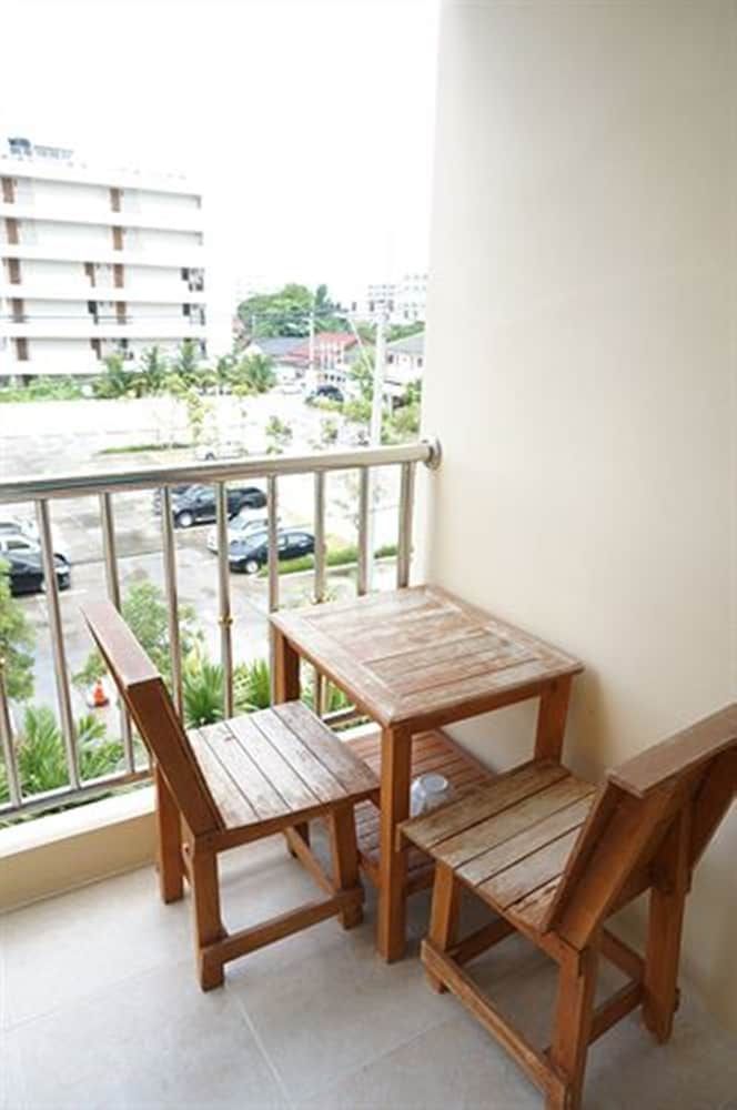 Smile Hua-Hin Resort Superior Room, 1 King Bed 6