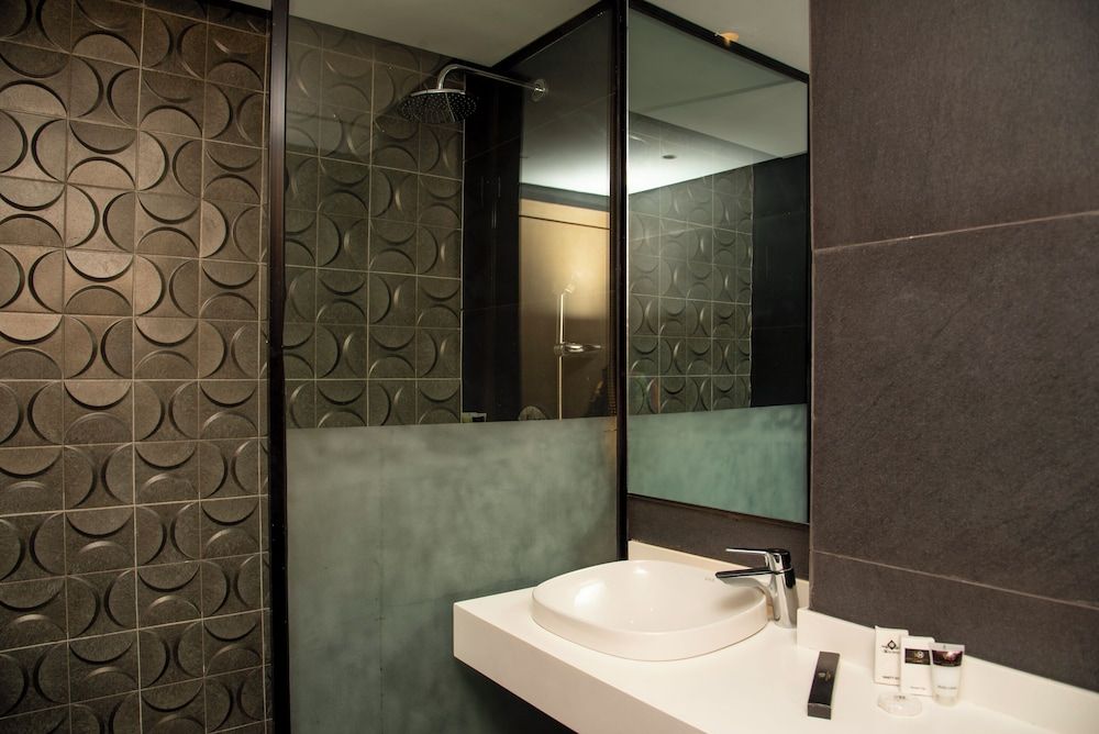 The Blowfish Hotel Executive Double Room 6