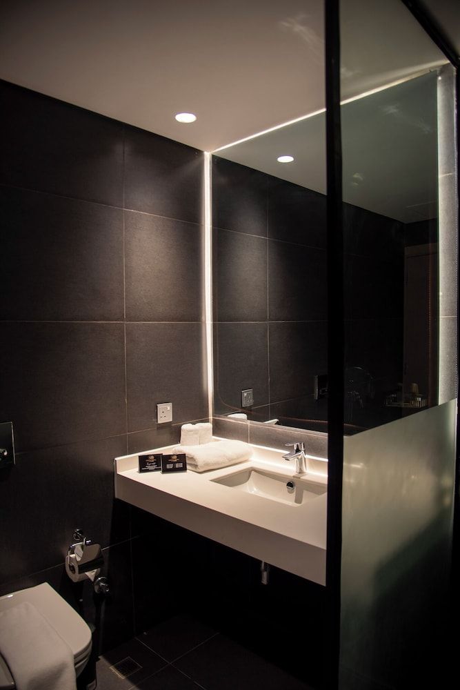 The Blowfish Hotel Executive Double Room 8