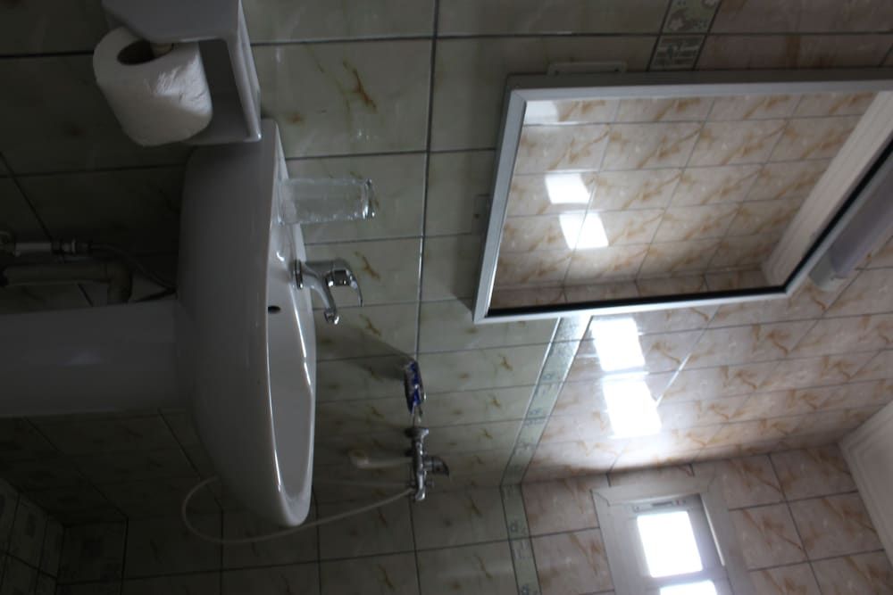 Prestige Hotel Single Room (Shower) 3