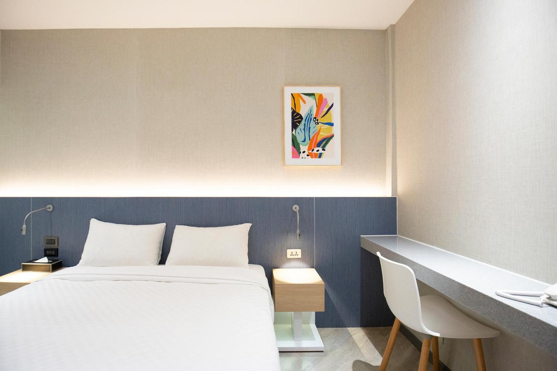 CityInn Hotel Taipei Station Branch I Standard Double Room - no window