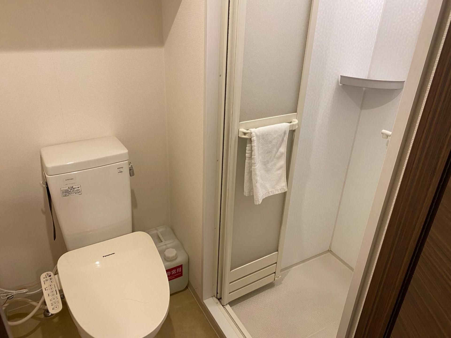 Double Room with Small Double Bed for Single Use - Non-Smoking