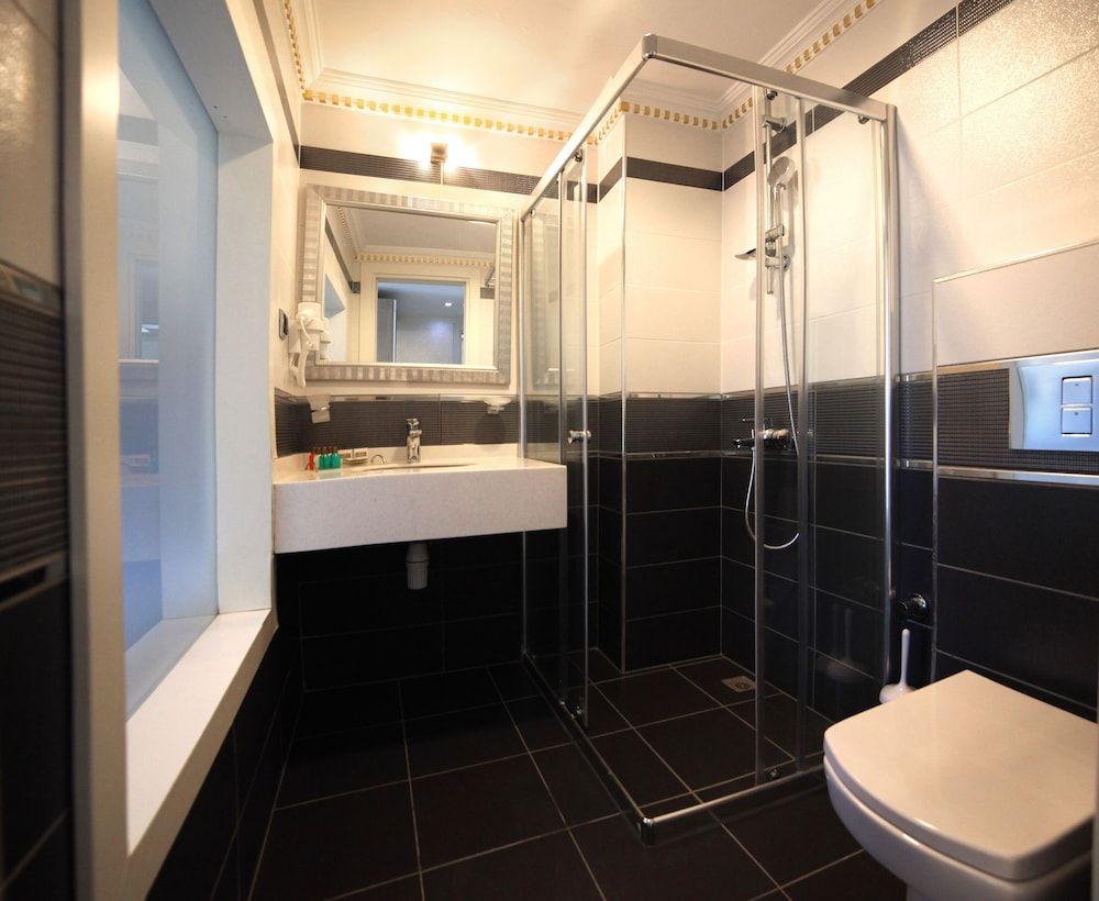 Ayasultan Hotel Economy Double or Twin Room 11