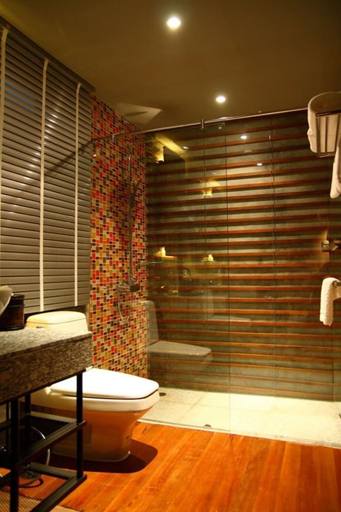 The Fusion Suites Deluxe Chill Room 5