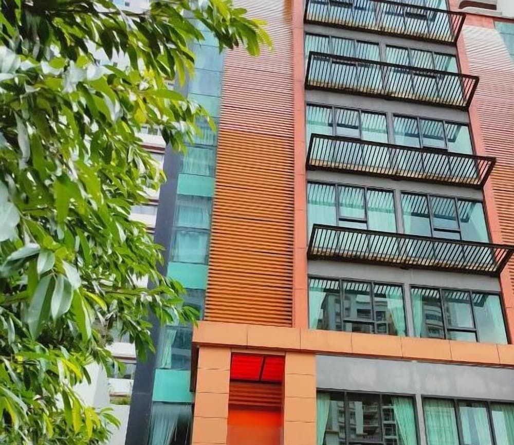 undefined The Fusion Suites 6