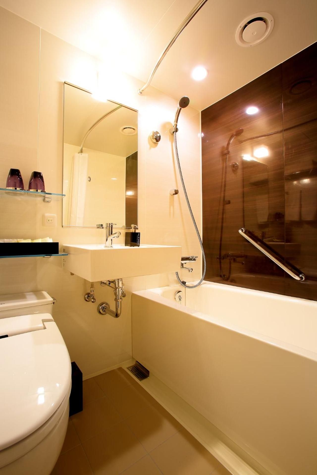 Double Room with Small Double Bed - Non-Smoking