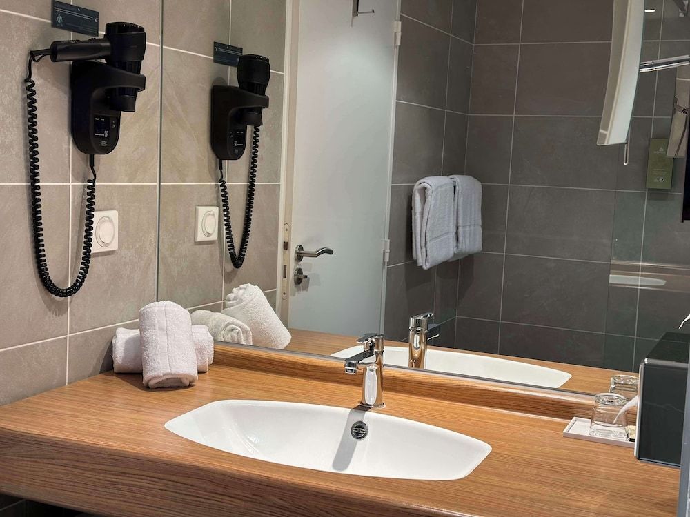 Best Western Plus Thionville Centre Standard Room, 2 Twin Beds, Non Smoking 10