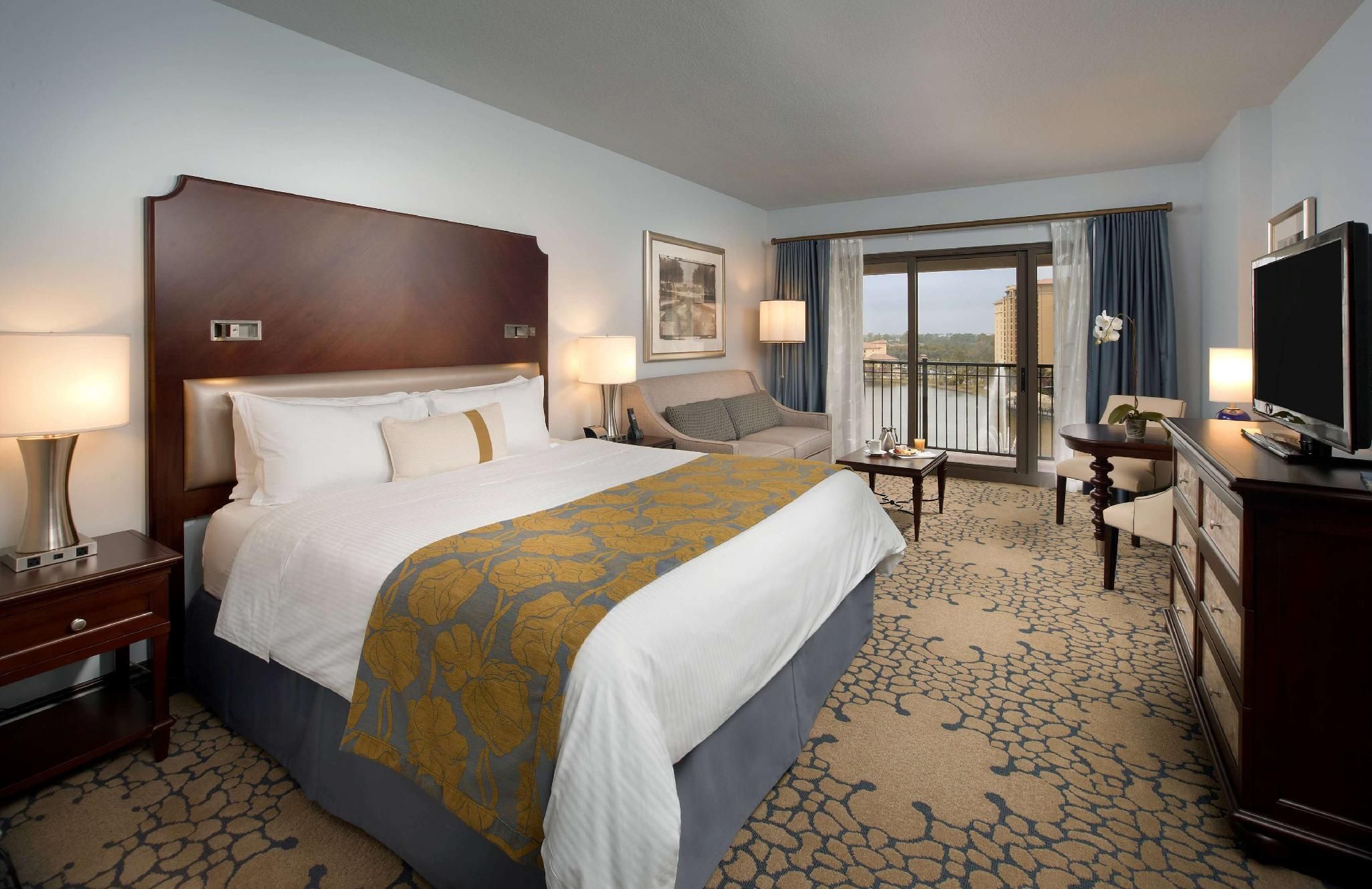 Wyndham Grand Orlando Resort Bonnet Creek Deluxe 1 King Non-Smoking