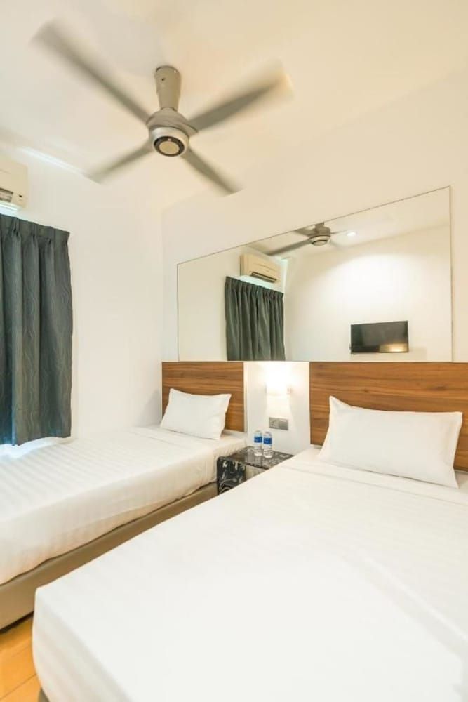 undefined Tune Hotel - Danga Bay, Johor 6