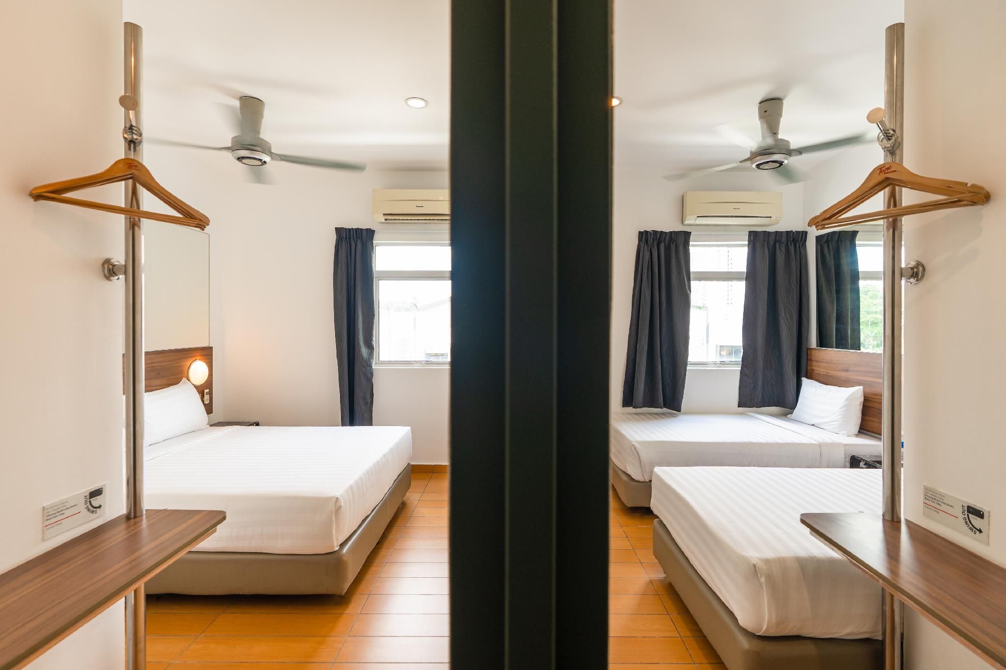 Quad Room