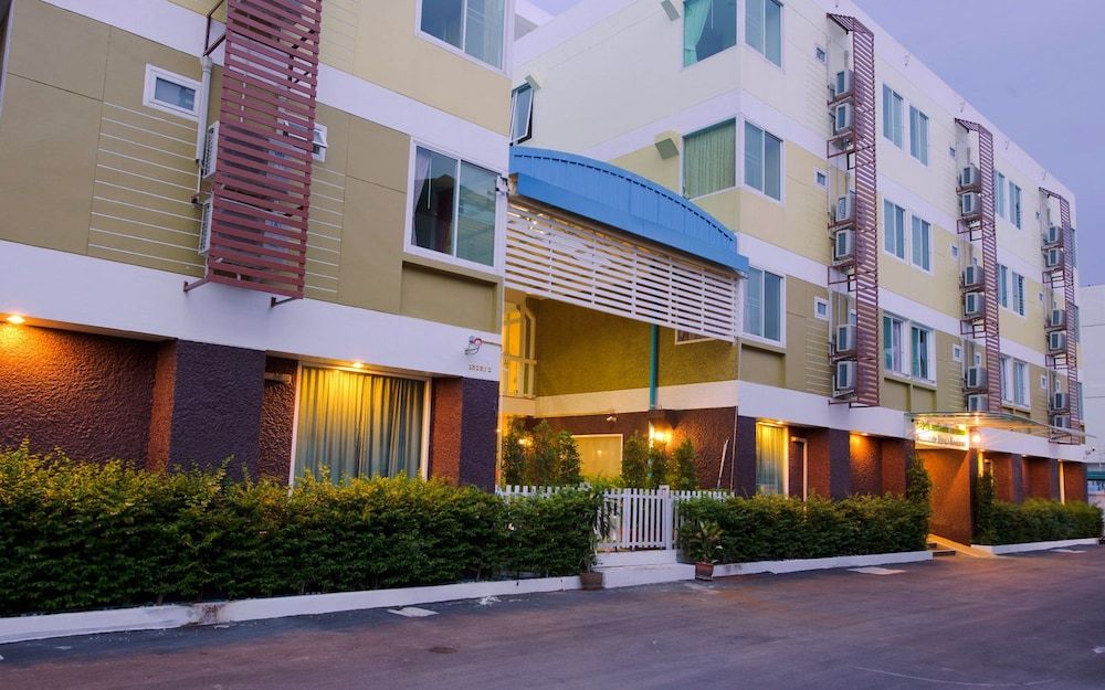 undefined Kriss Residence 2