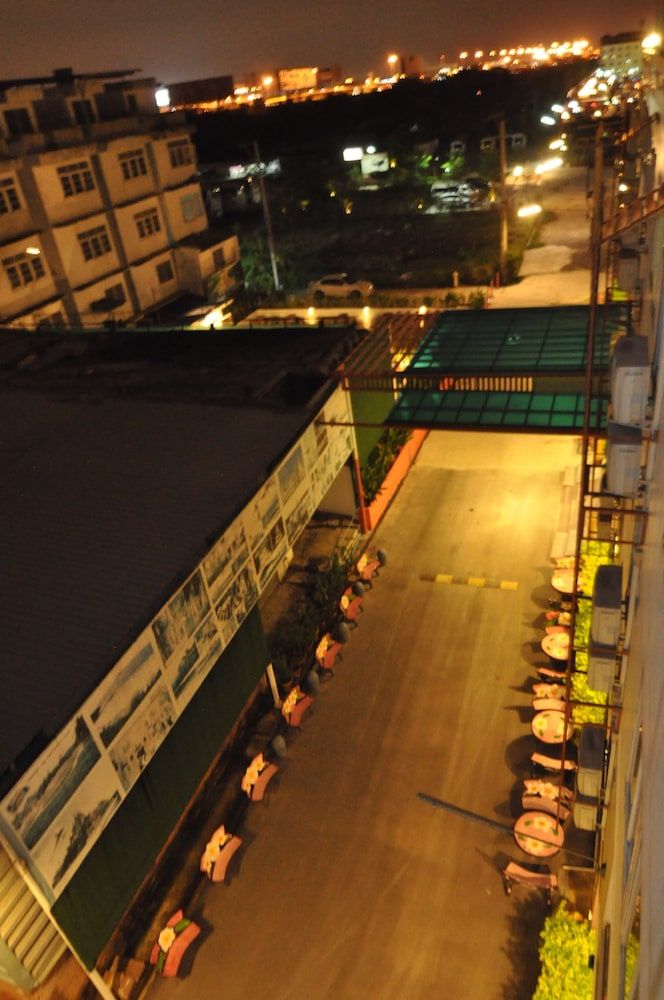 undefined Kriss Residence 9