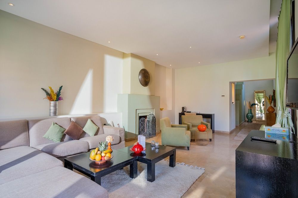 Al Maaden VillaHotel & Spa Villa, 2 Bedrooms 8