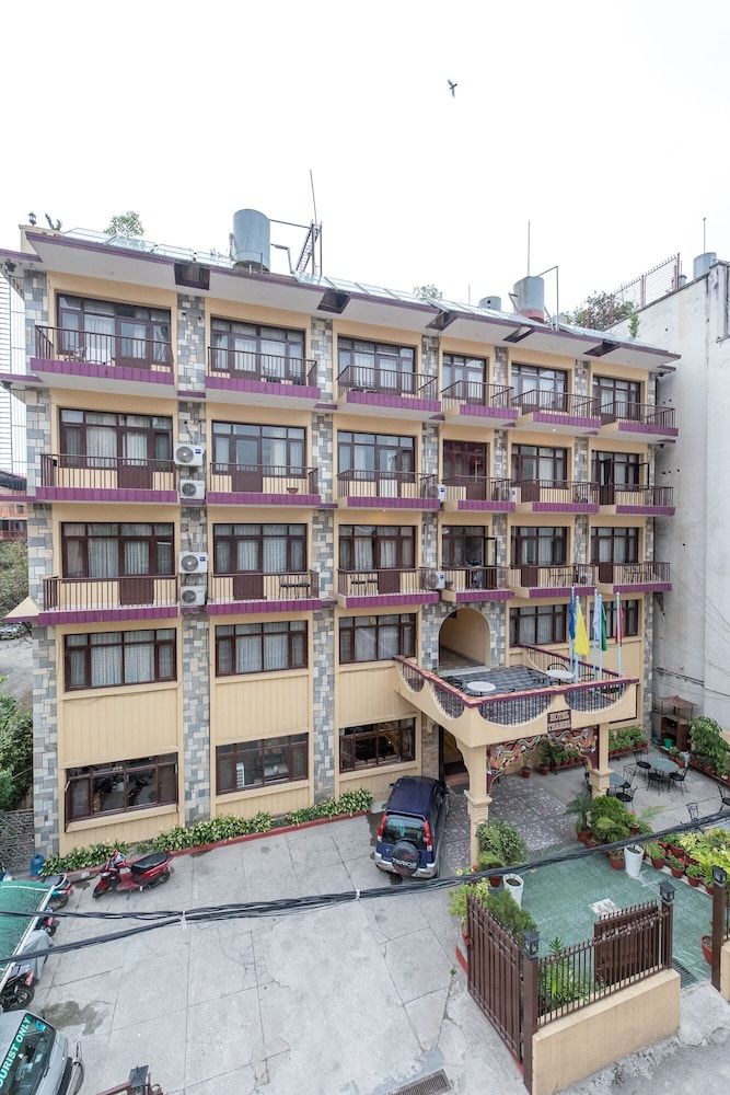 undefined Hotel Thamel 5