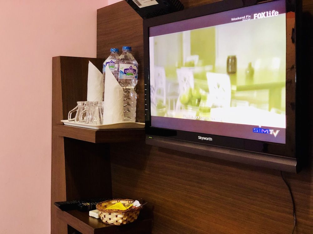 Backyard Hotel Standard Double or Twin Room 6