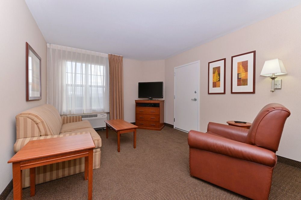 Suite, 1 Bedroom (1 King Bed)