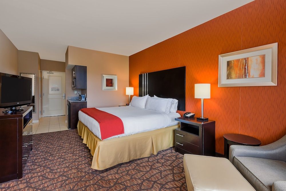 Suite, 1 King Bed