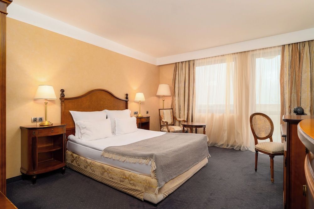 Festa Winter Palace Deluxe Room