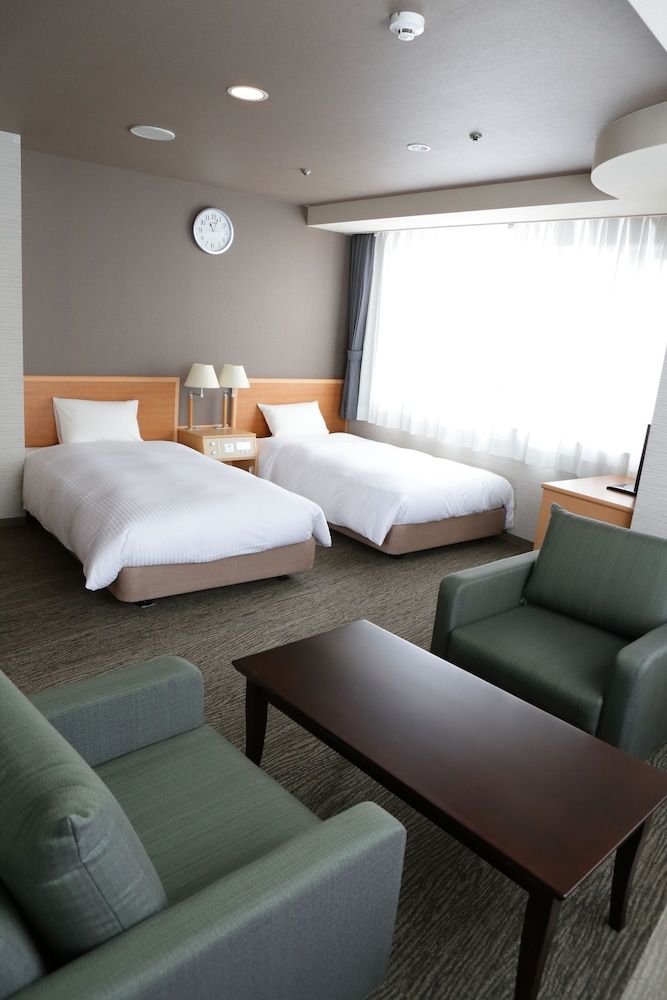 Consecutive Stay - Twin Room, Smoking