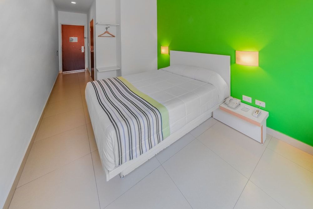 City Express Junior by Marriott Veracruz Aeropuerto Room, 1 Queen Bed