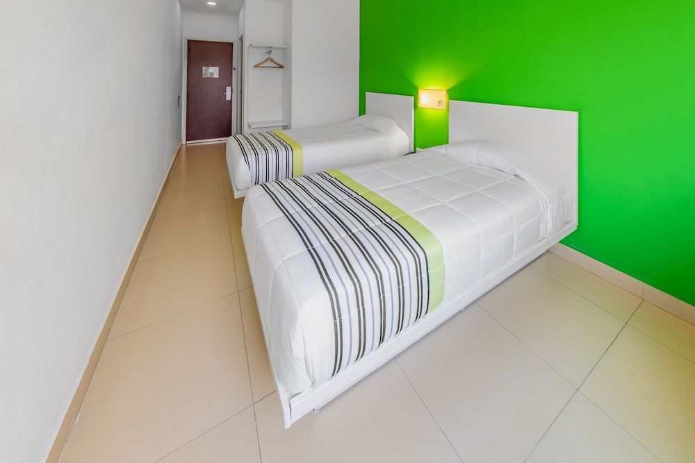 City Express Junior by Marriott Veracruz Aeropuerto Room, 2 Twin Beds 2
