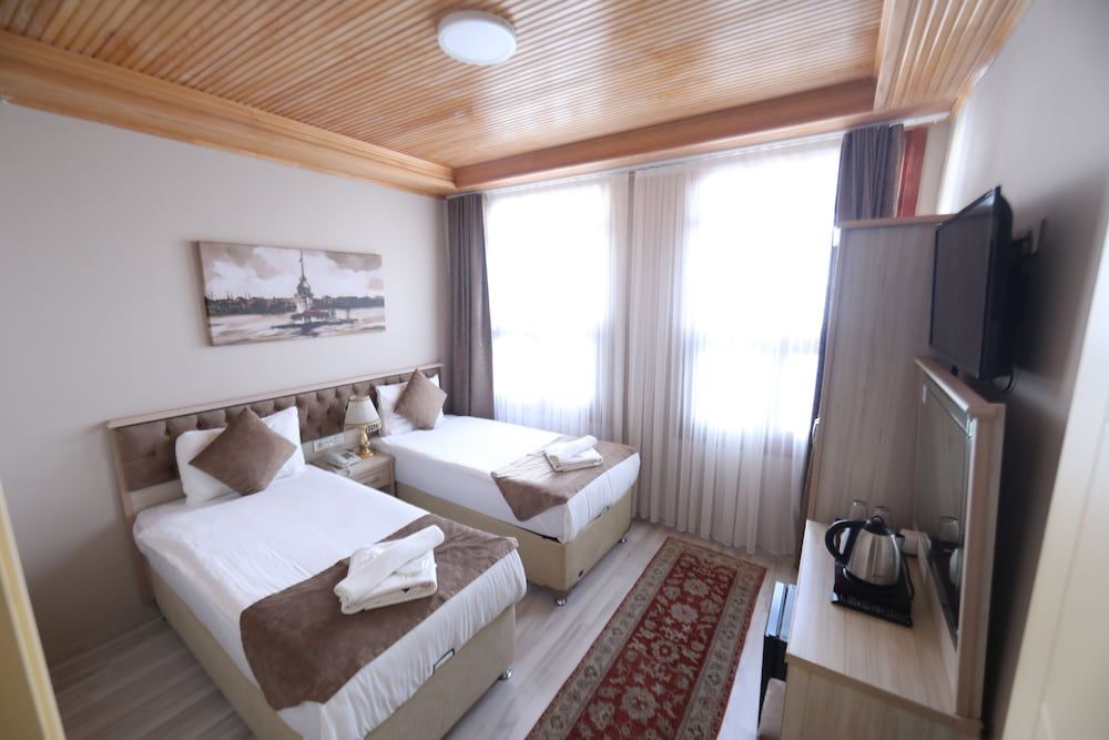 undefined Sultans Royal Hotel 10