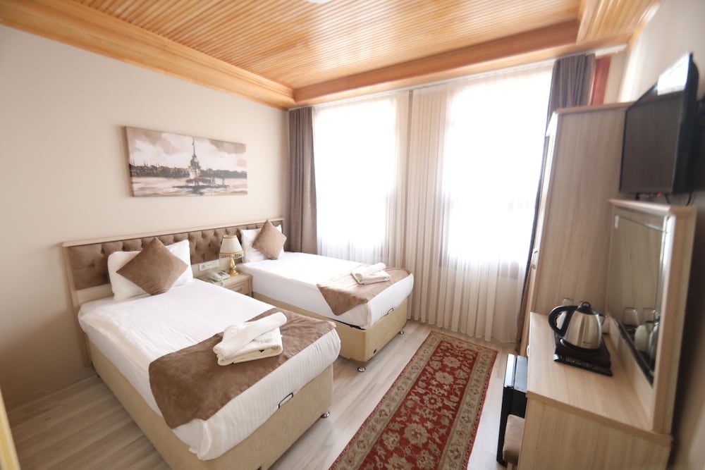 undefined Sultans Royal Hotel 8