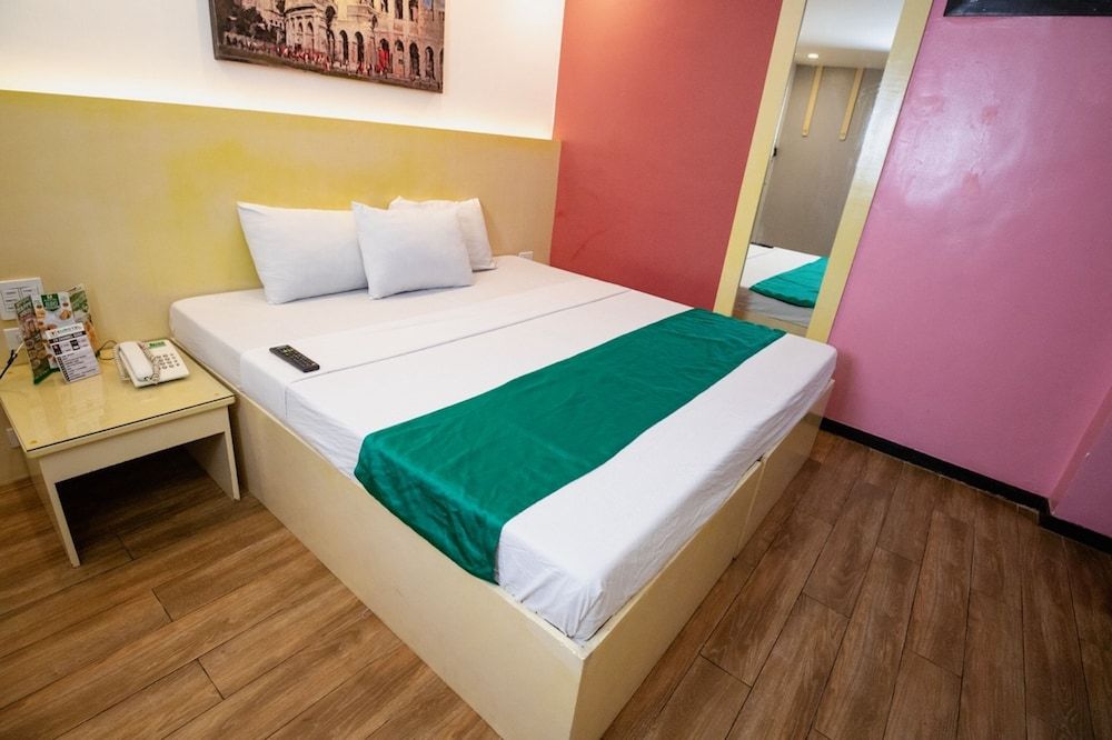 Euro suite one