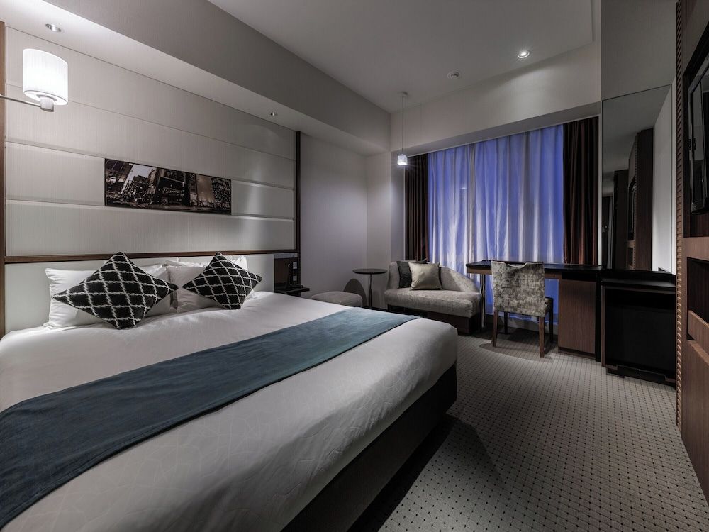 Solaria Nishitetsu Hotel Ginza Double Room, Smoking