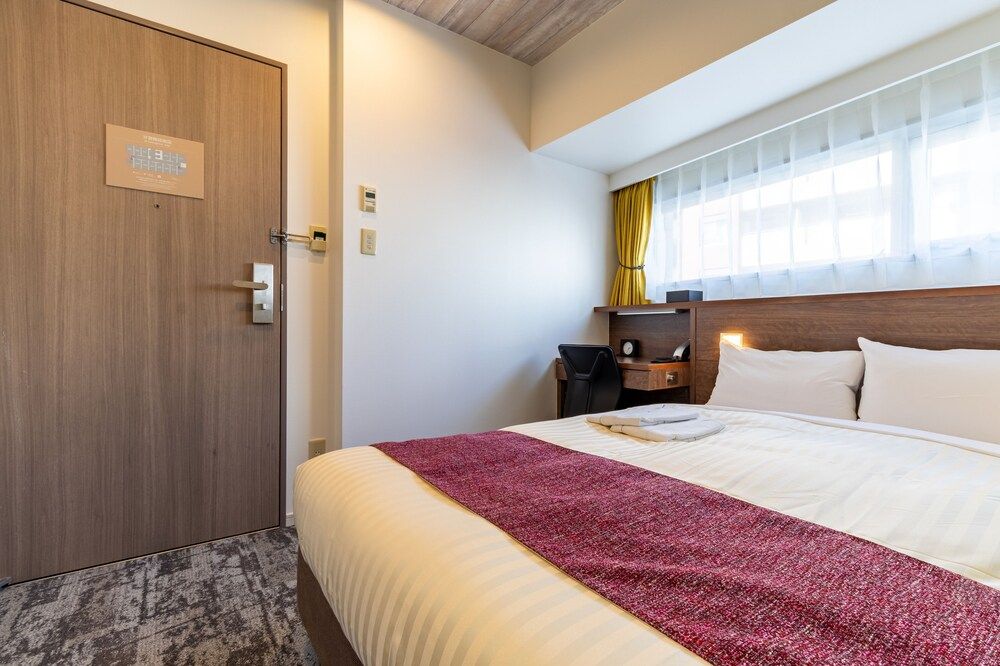 Nishitetsu Inn Kamata Double Room, Smoking 2