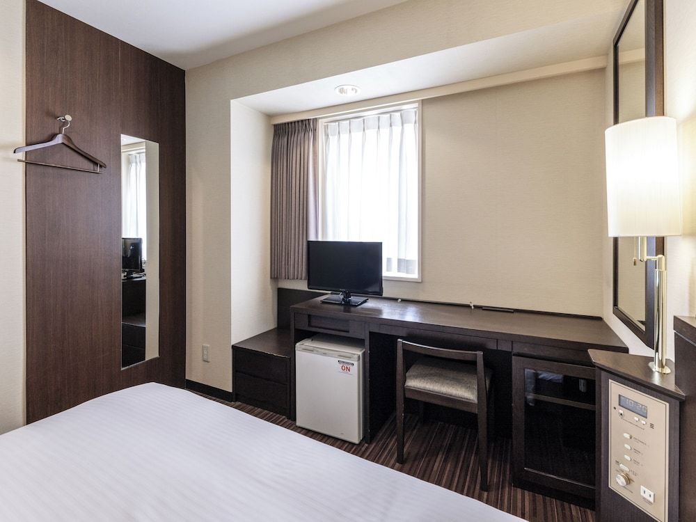 Economy Double Room, Smoking (for 2 people)
